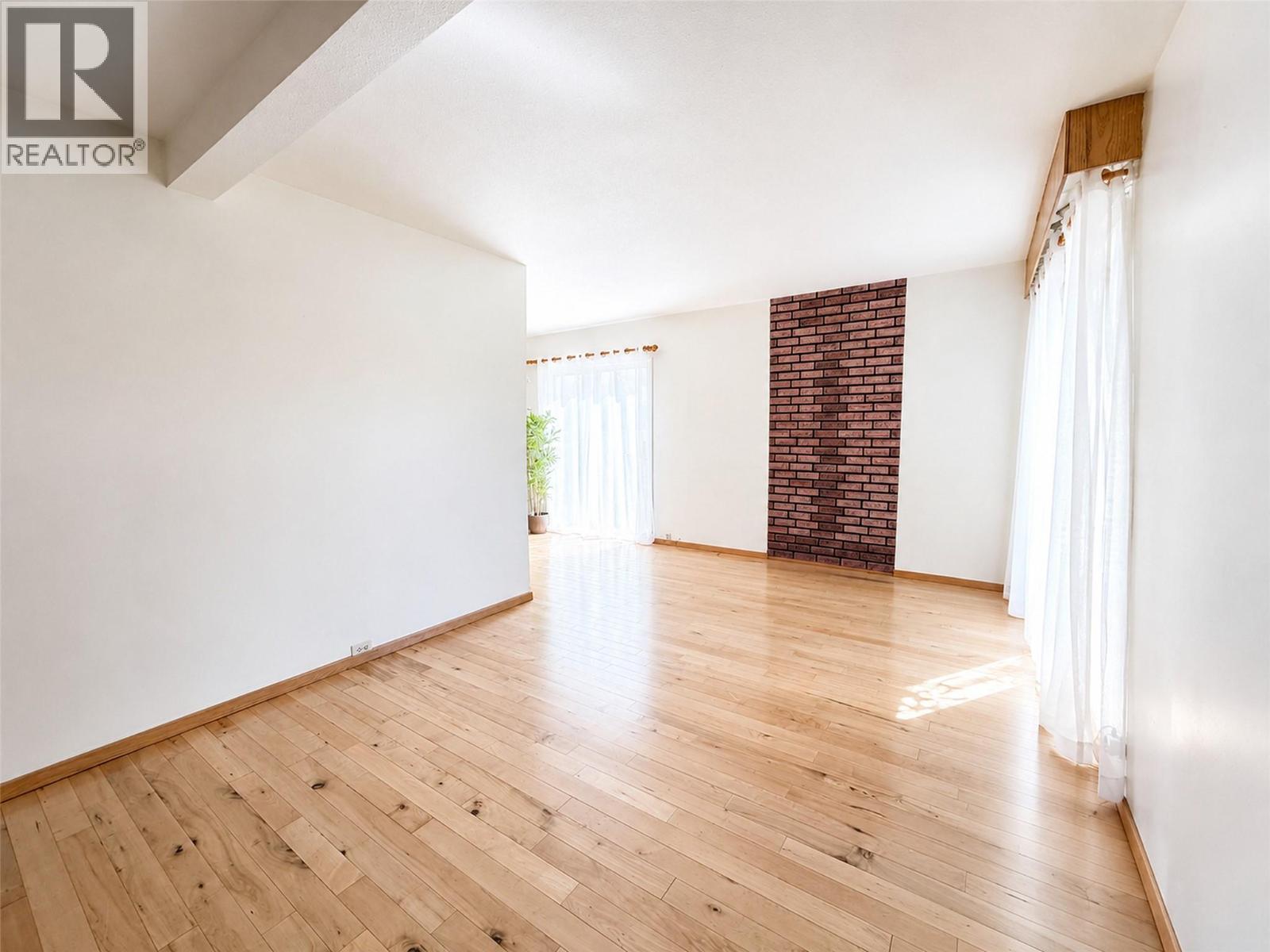 1608 4Th Street N - 20