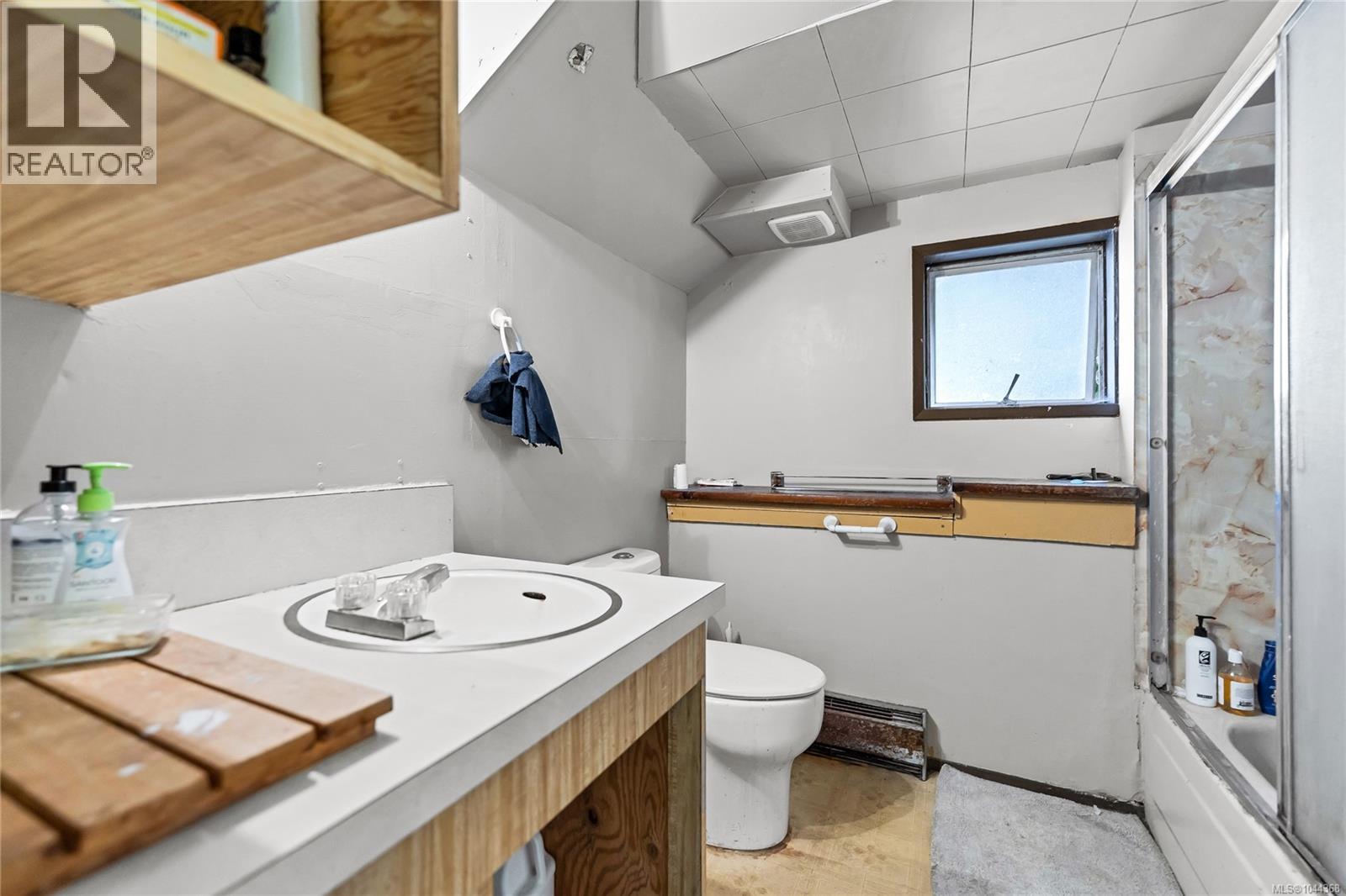 4479 Majestic Dr - 16