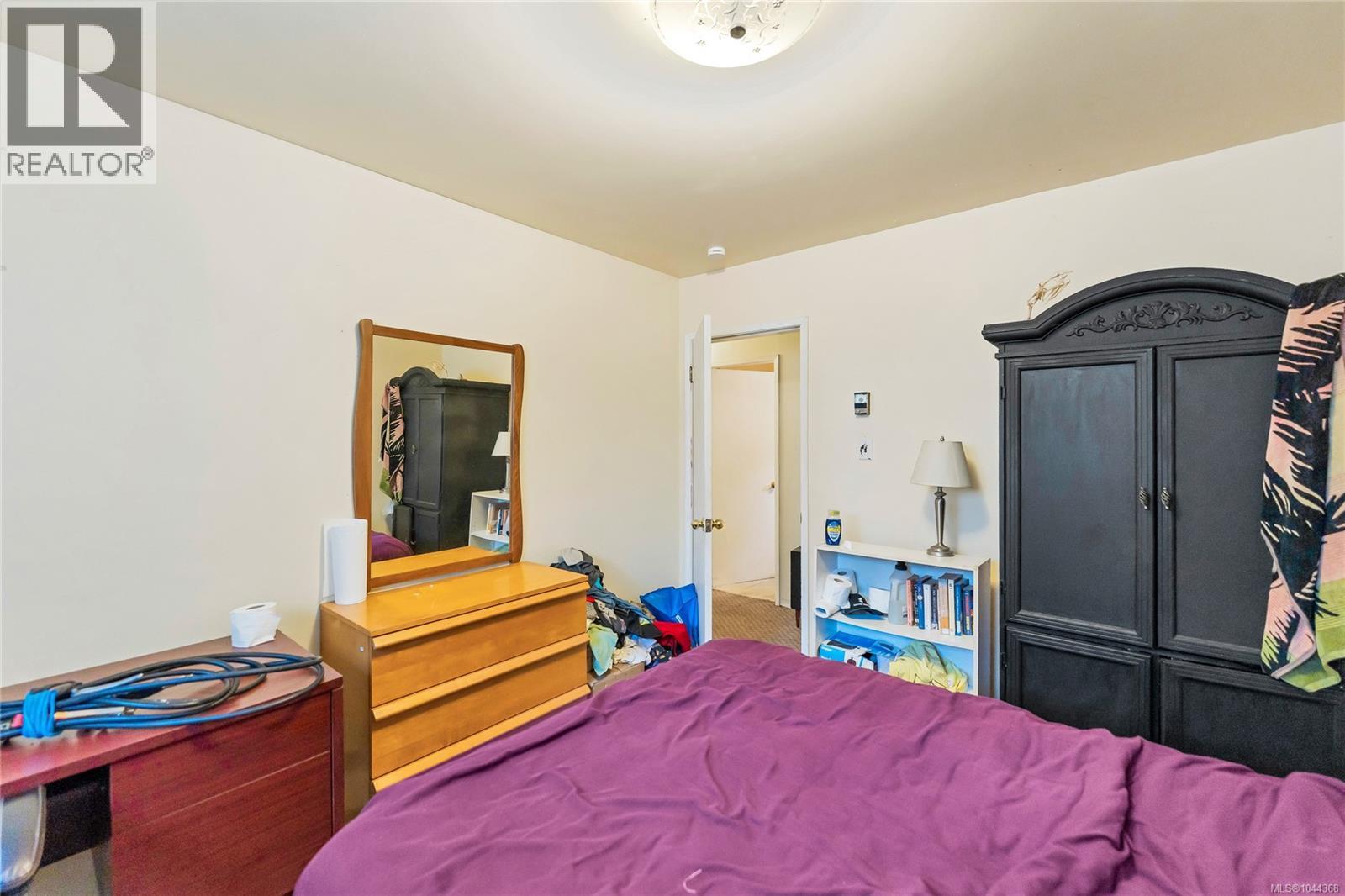 4479 Majestic Dr - 19