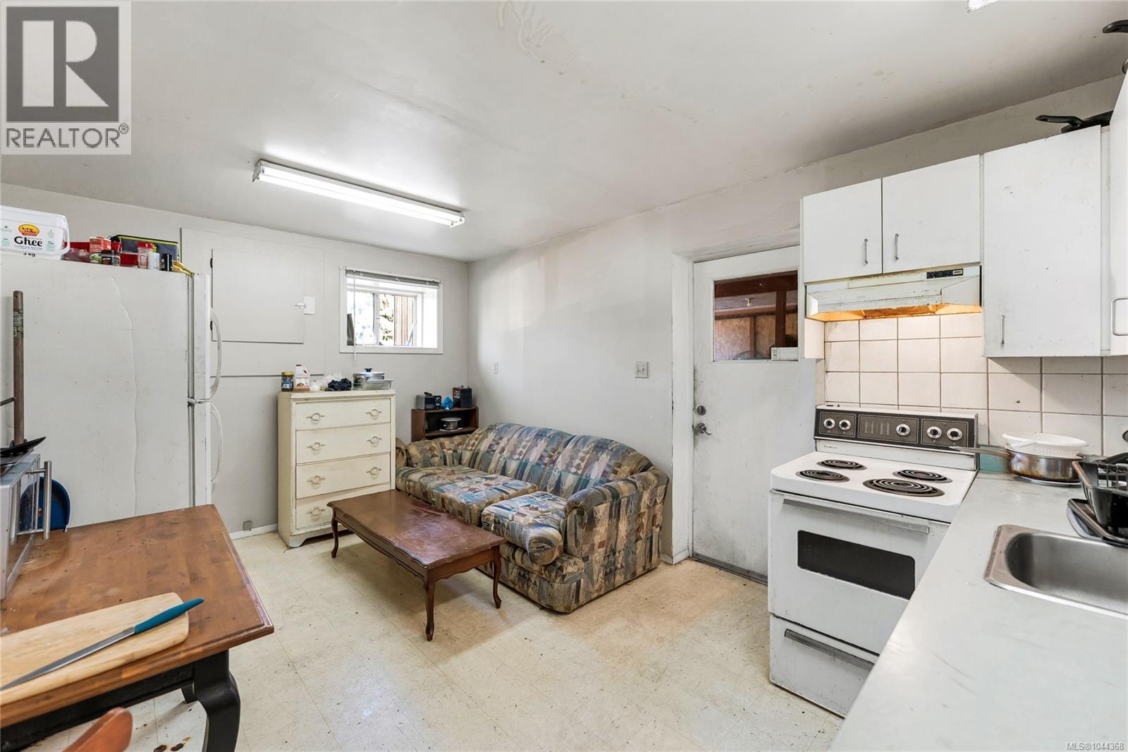 4479 Majestic Dr - 28
