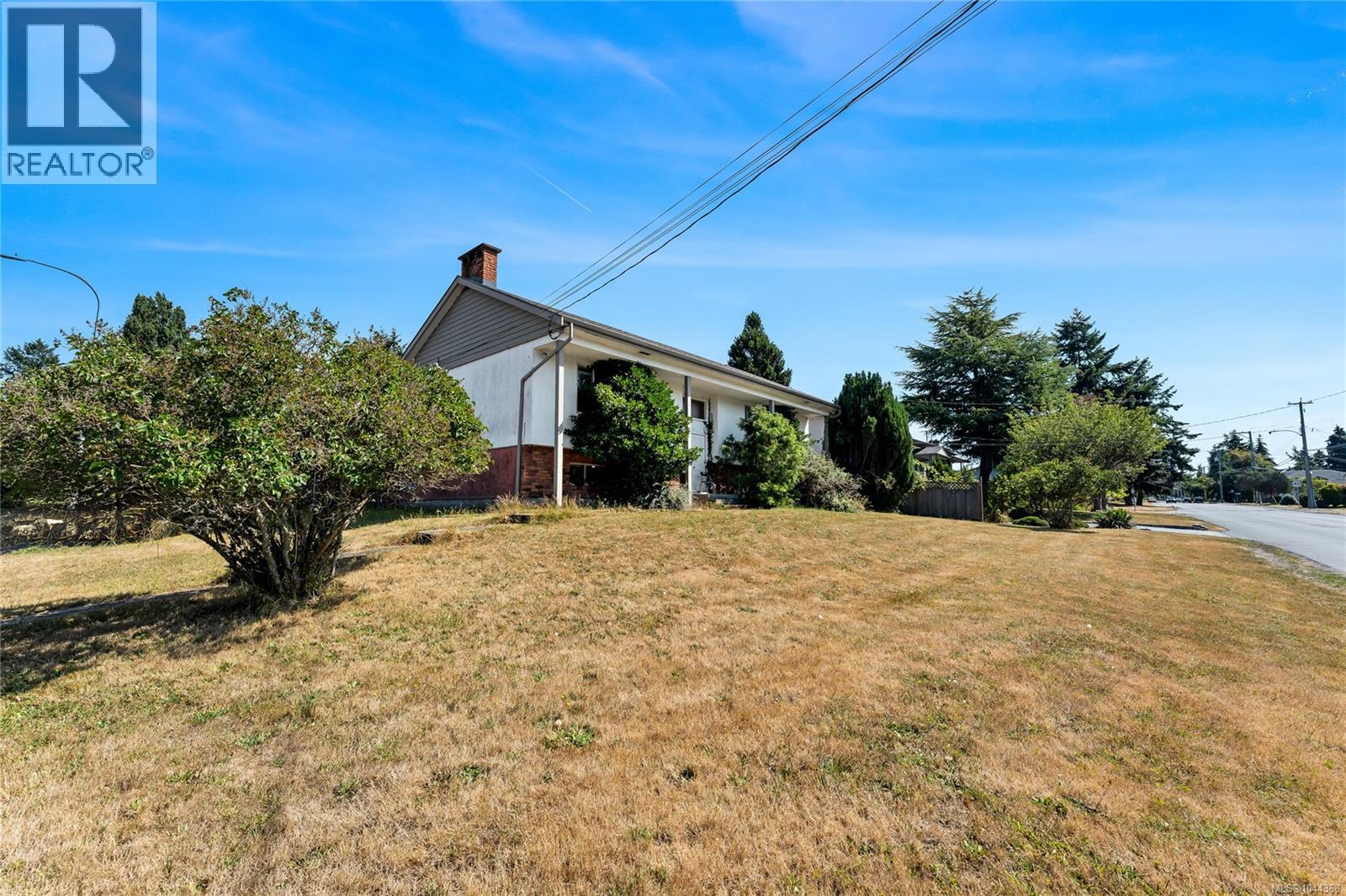 4479 Majestic Dr - 34