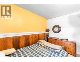 4479 Majestic Dr, Saanich, BC V8N3H7 Photo 21