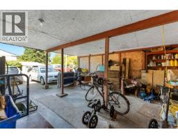 4479 Majestic Dr, Saanich, BC V8N3H7 Photo 29