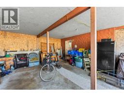 4479 Majestic Dr, Saanich, BC V8N3H7 Photo 30