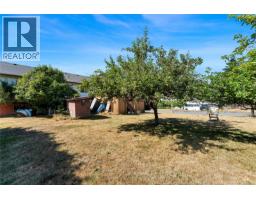 4479 Majestic Dr, Saanich, BC V8N3H7 Photo 33