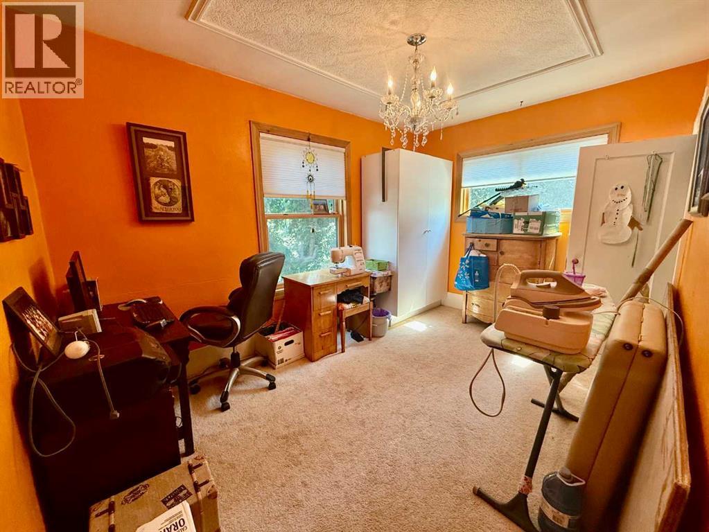 5107 46 Street - Image 14
