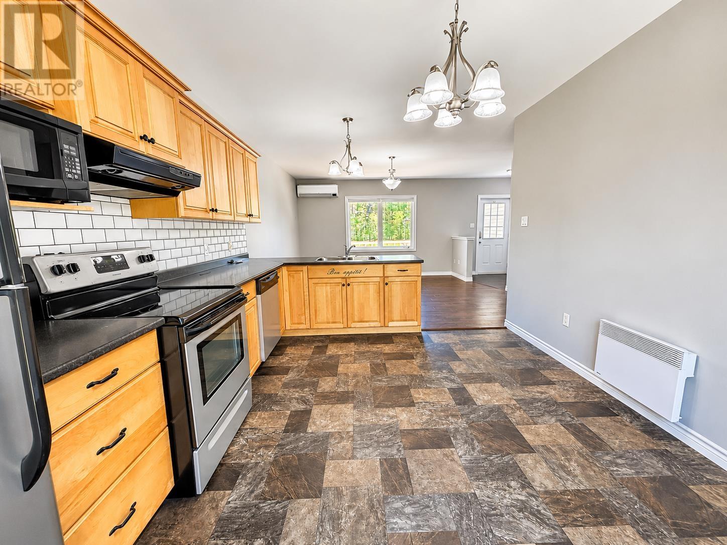 23, 25, 27, 29 Mont Carmel Road - 4