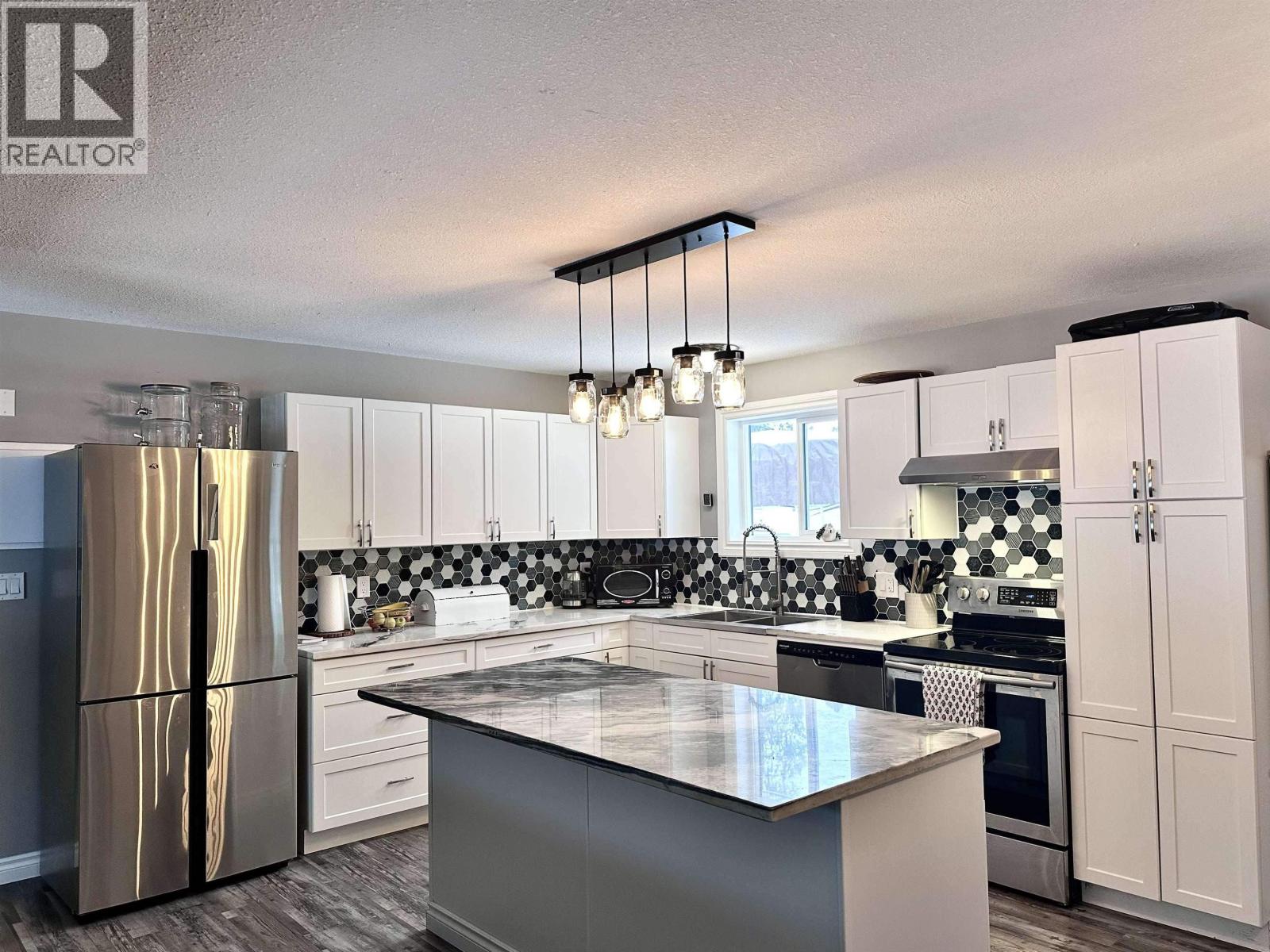 2725 TAMARACK ROAD - 5