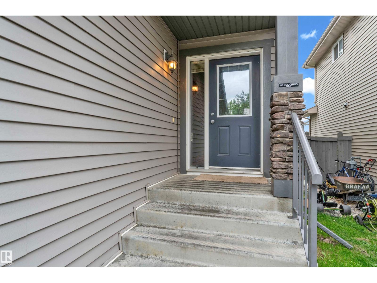 1030 177A ST NW - 6