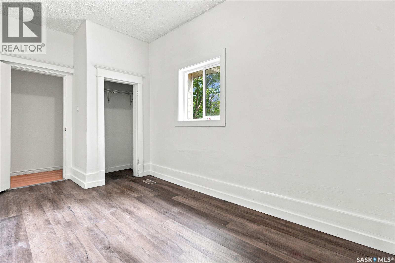 209 T AVENUE N - 11