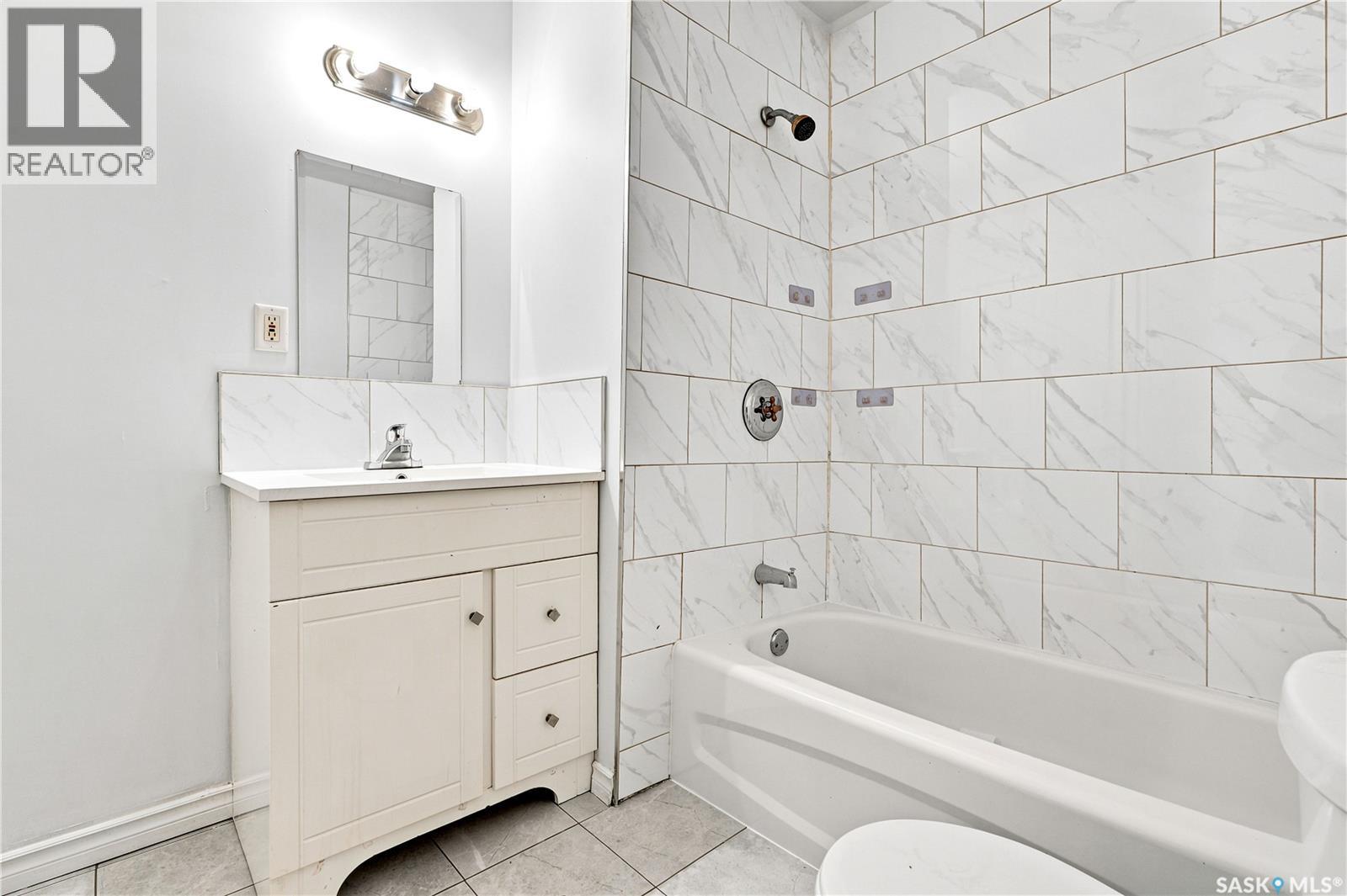 209 T AVENUE N - 7