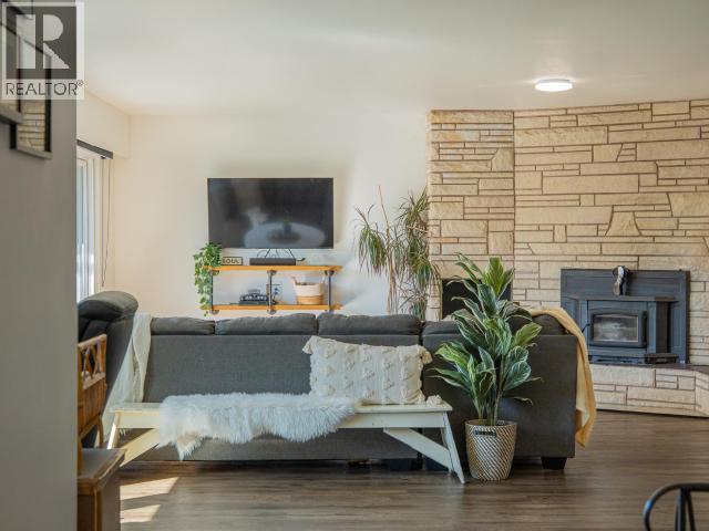 2277 PHILLIPS ROAD, Powell River