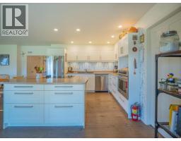2277 Phillips Road, Powell River, BC  Photo 36