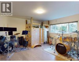 2277 Phillips Road, Powell River, BC  Photo 45