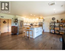 2277 Phillips Road, Powell River, BC  Photo 34