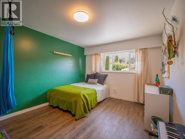 2277 PHILLIPS ROAD, Powell River