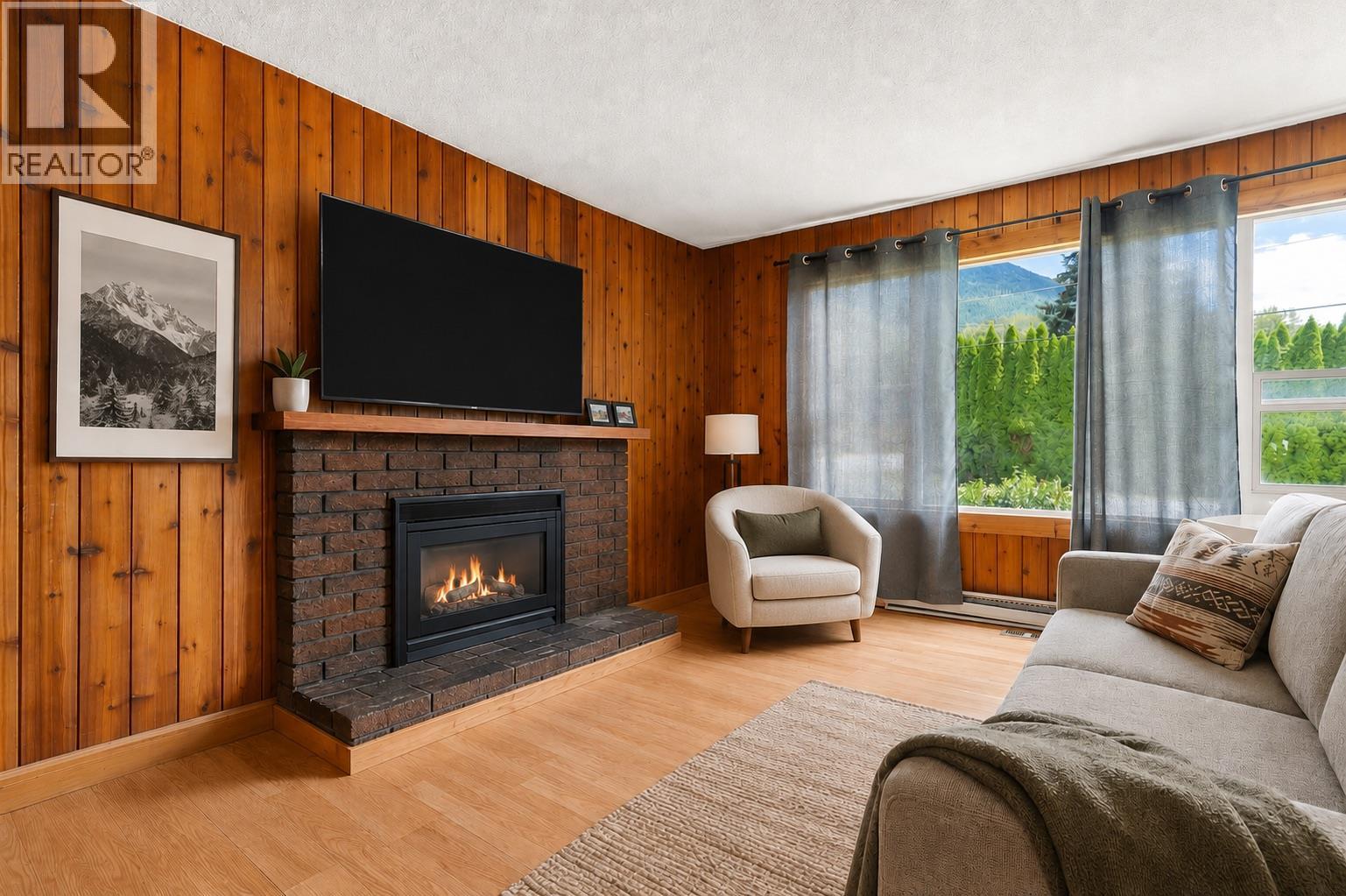 601 Barry Road - 16