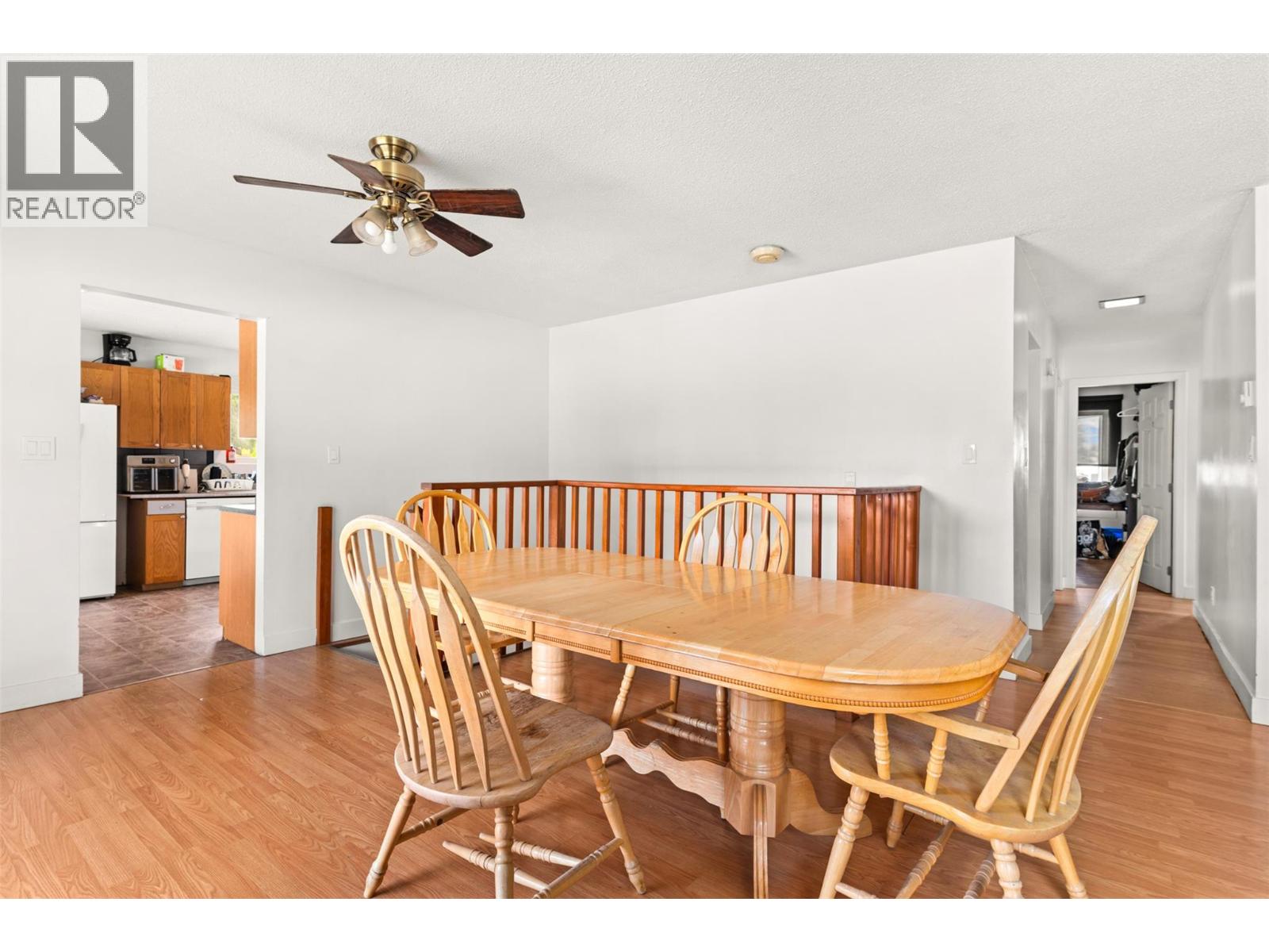 601 Barry Road - 20
