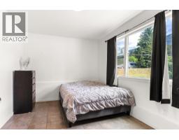 601 Barry Road, Revelstoke, BC V0E2S0 Photo 32