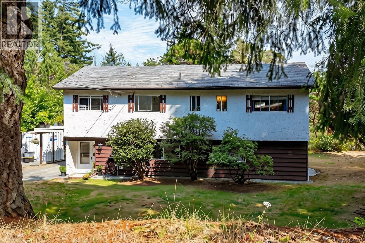 3330 Ravenwood Rd - 4