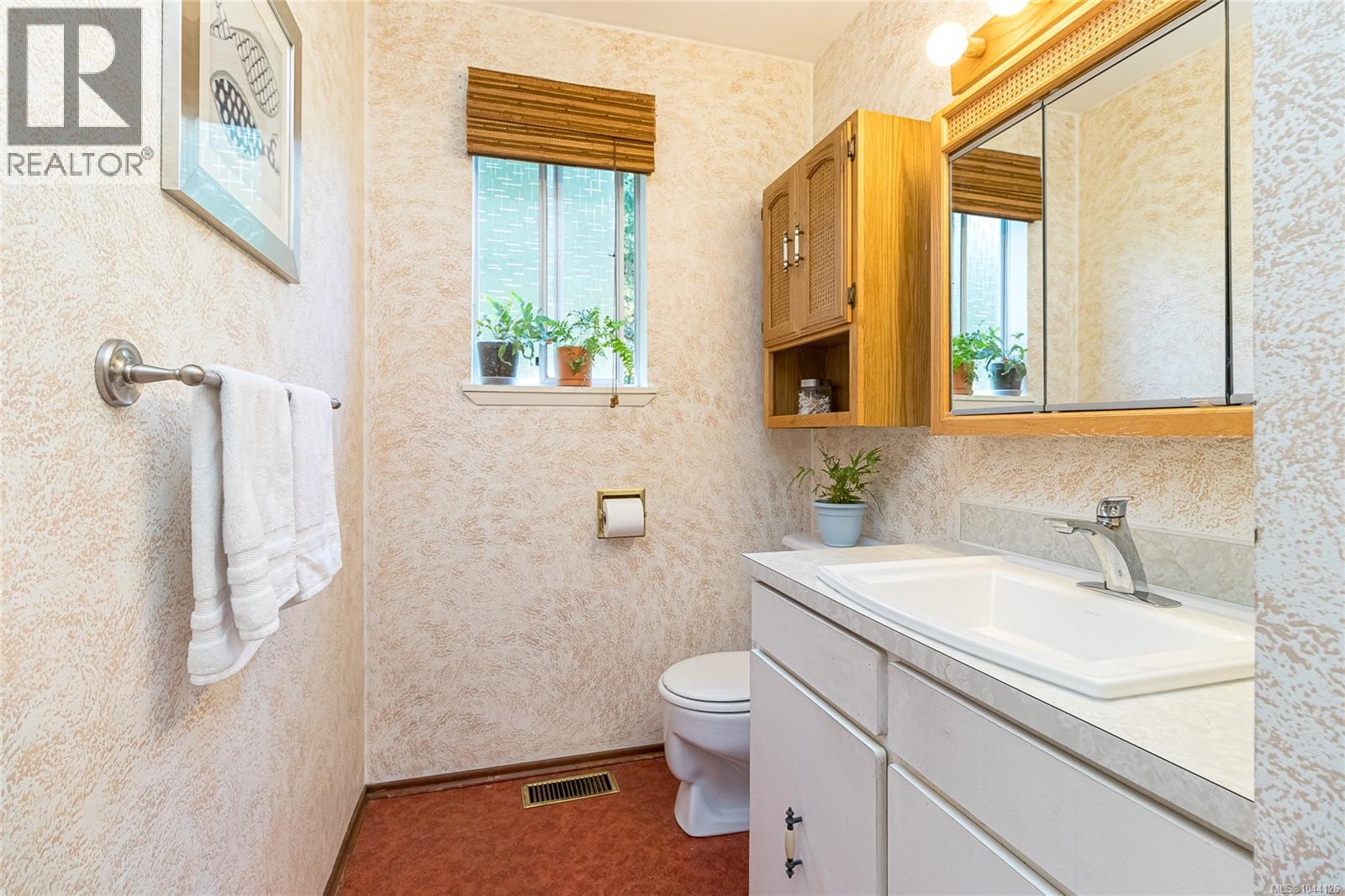 3330 Ravenwood Rd - 34
