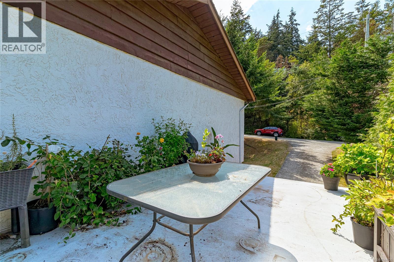 3330 Ravenwood Rd - 40