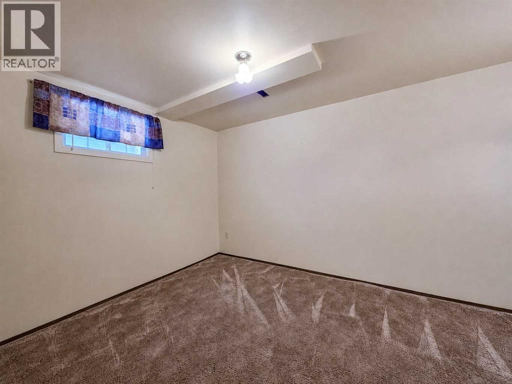10625 105 Avenue - 17
