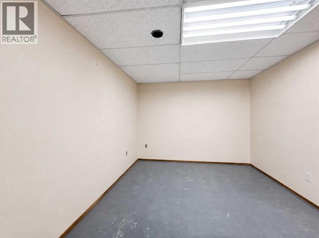 10625 105 Avenue - 21