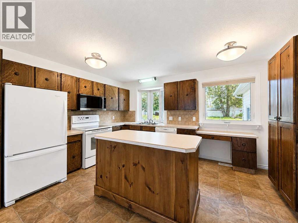 10625 105 Avenue - Image 4