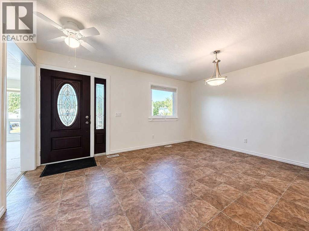 10625 105 Avenue - 6