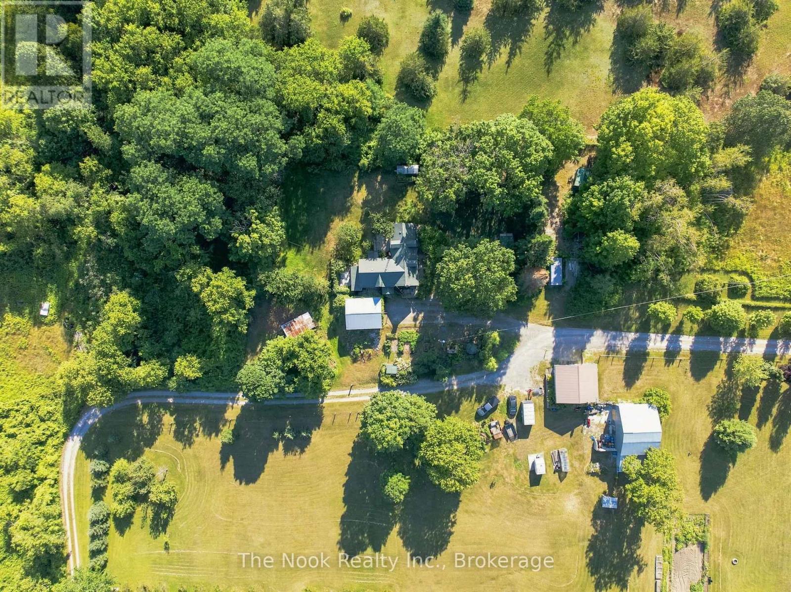 636 GLEN ROSS ROAD - 1