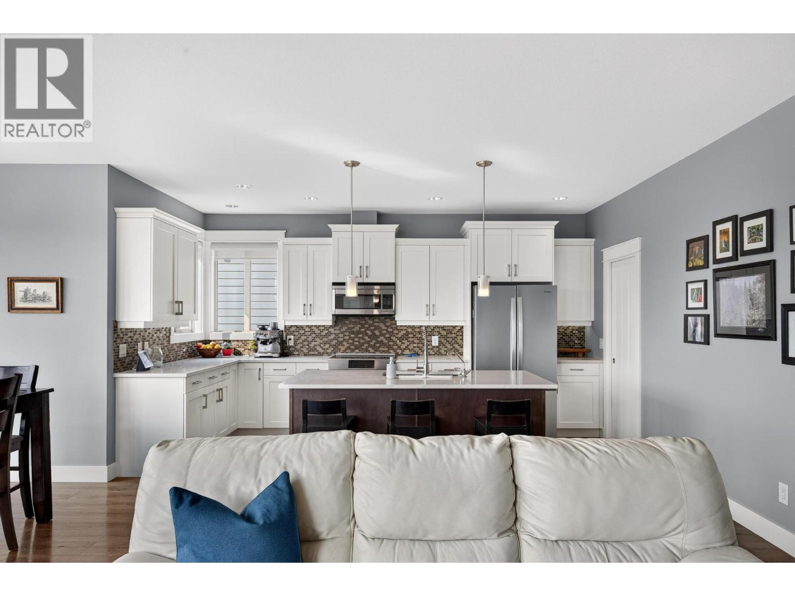 2425 Tallus Heights Drive - 11