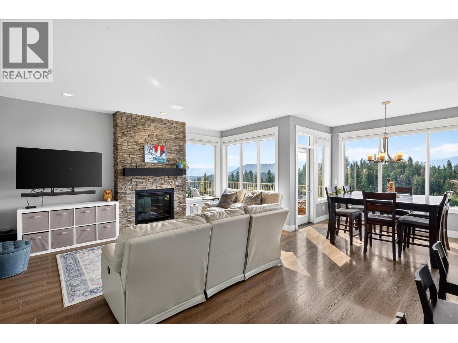 2425 Tallus Heights Drive - 6