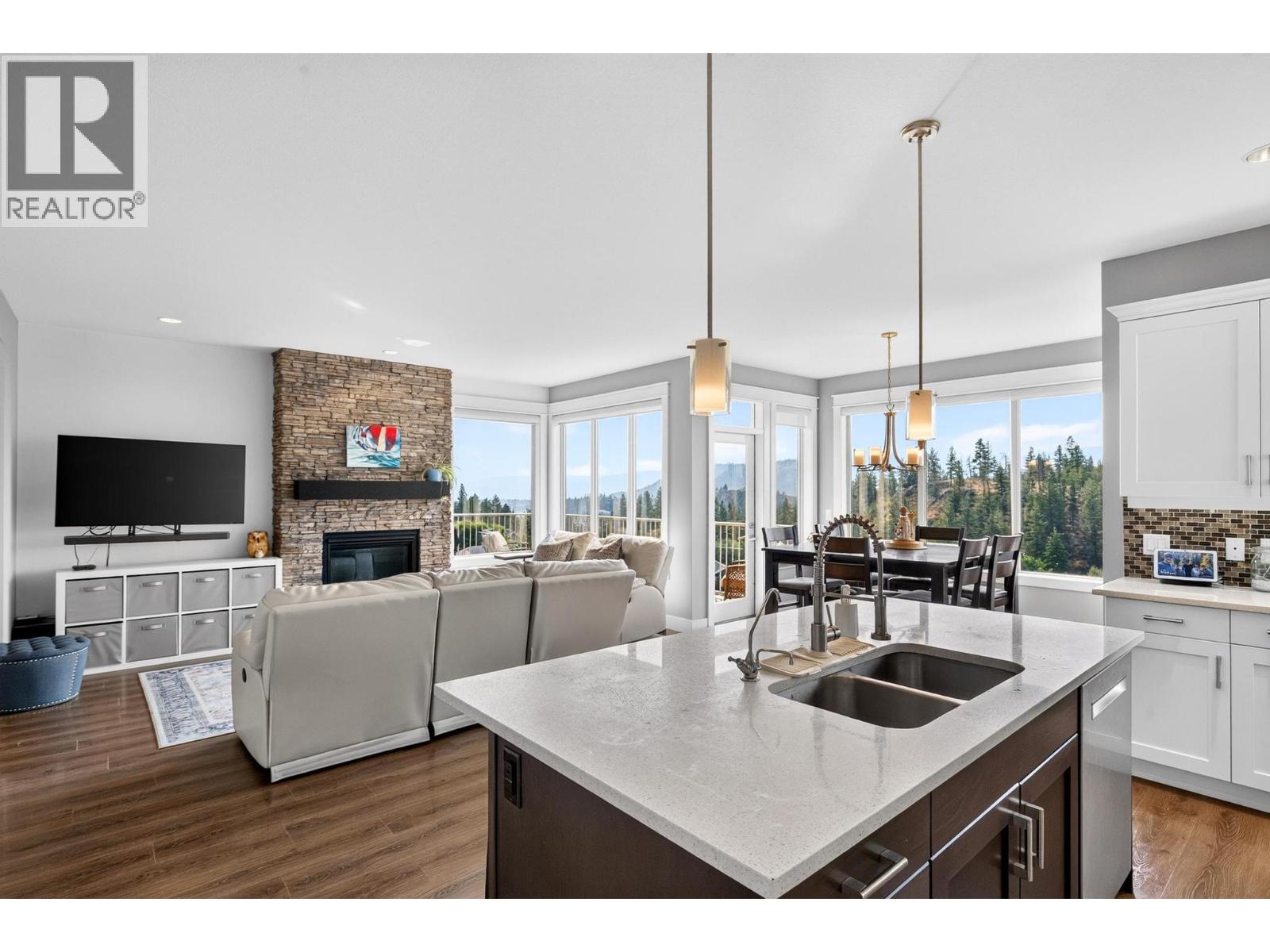 2425 Tallus Heights Drive - 7
