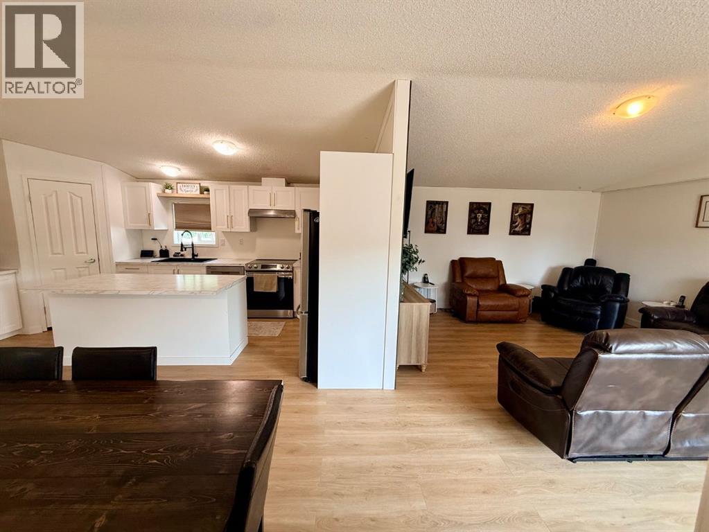 10226 103 Ave - Image 15