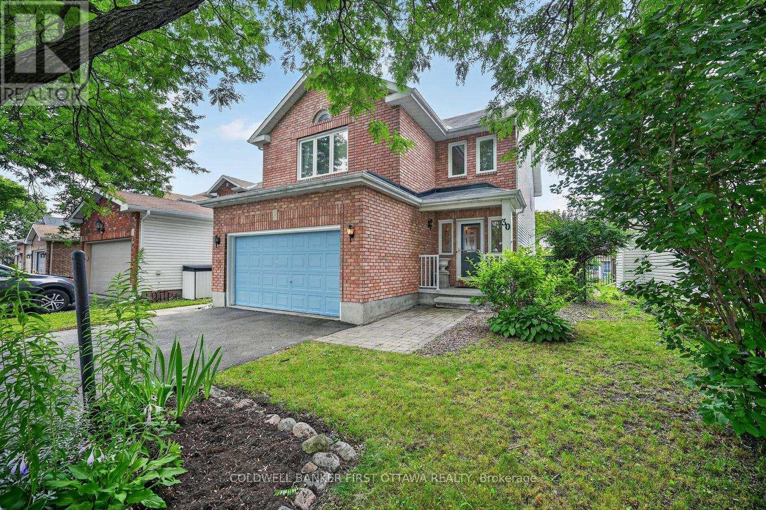 30 RIDEAUCREST DRIVE - 1