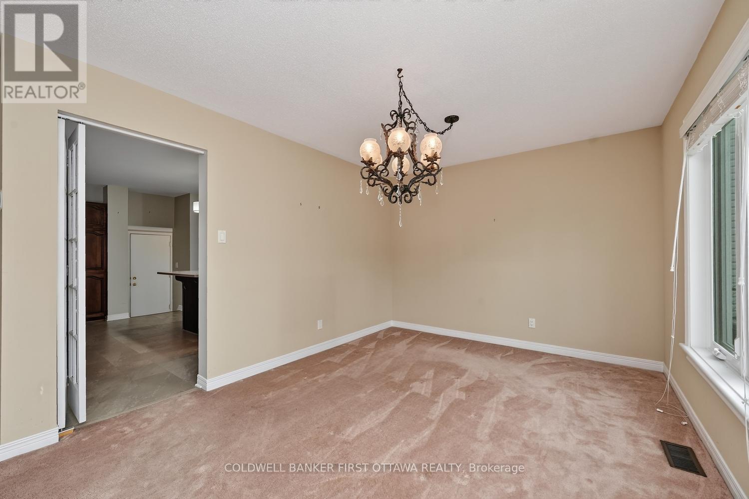 30 RIDEAUCREST DRIVE - 10