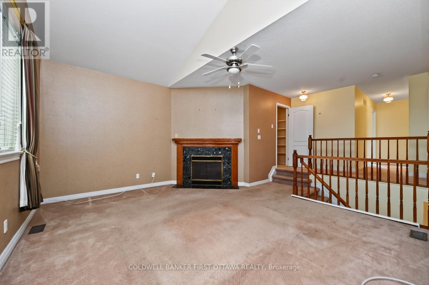 30 RIDEAUCREST DRIVE - 16