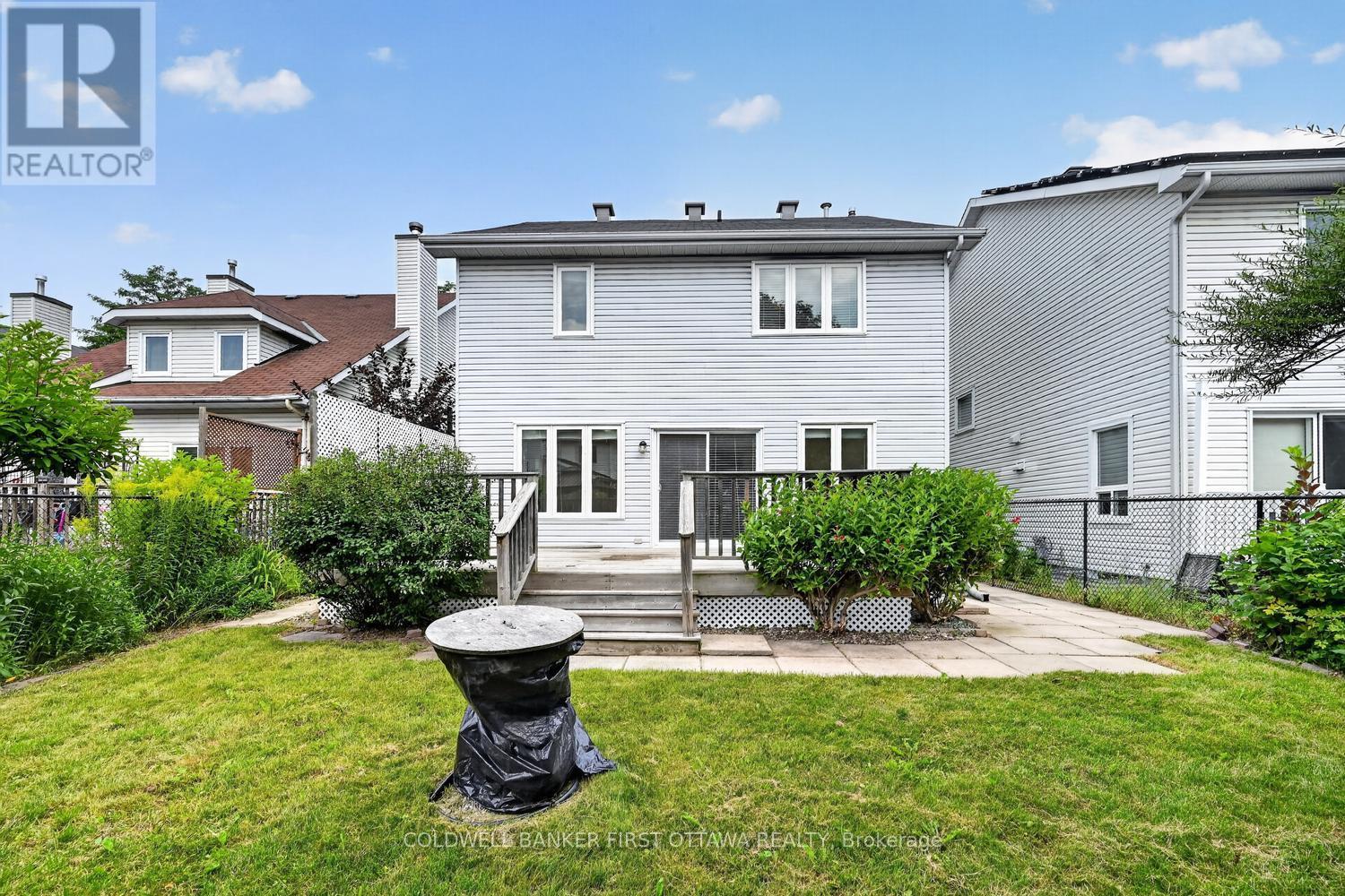 30 RIDEAUCREST DRIVE - 35