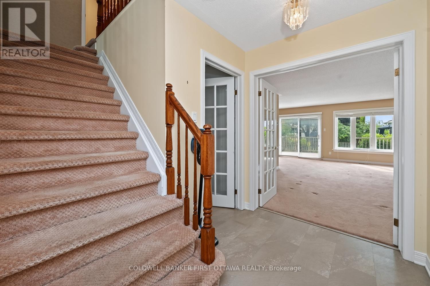 30 RIDEAUCREST DRIVE - 5