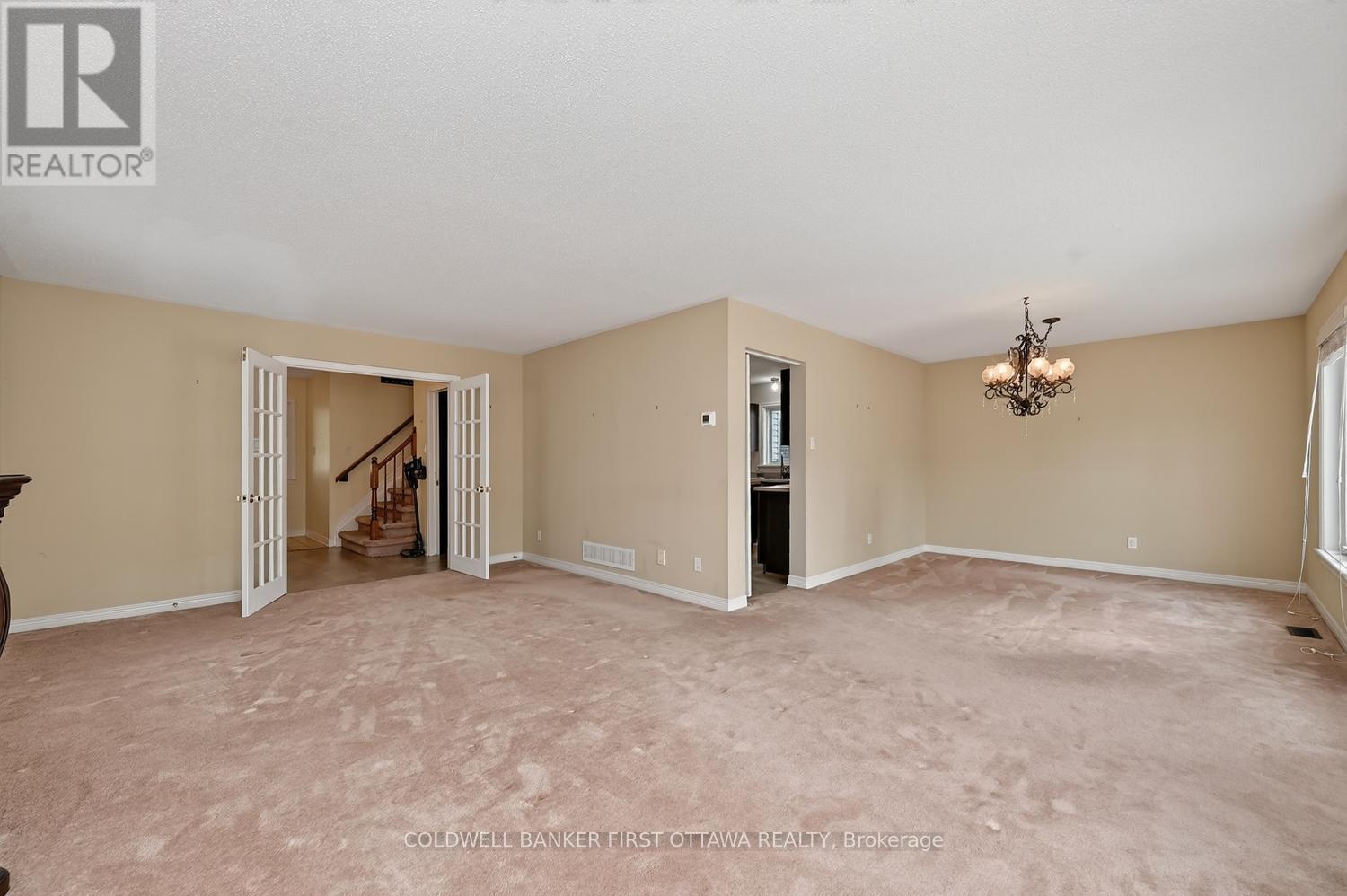 30 RIDEAUCREST DRIVE - 7