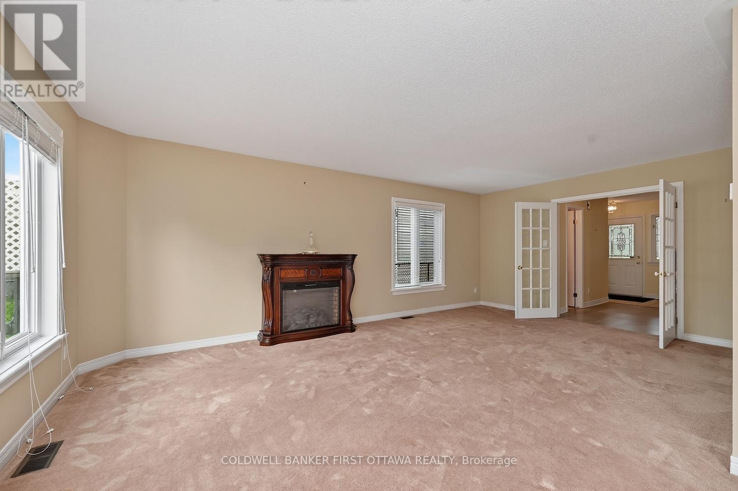 30 RIDEAUCREST DRIVE - 8