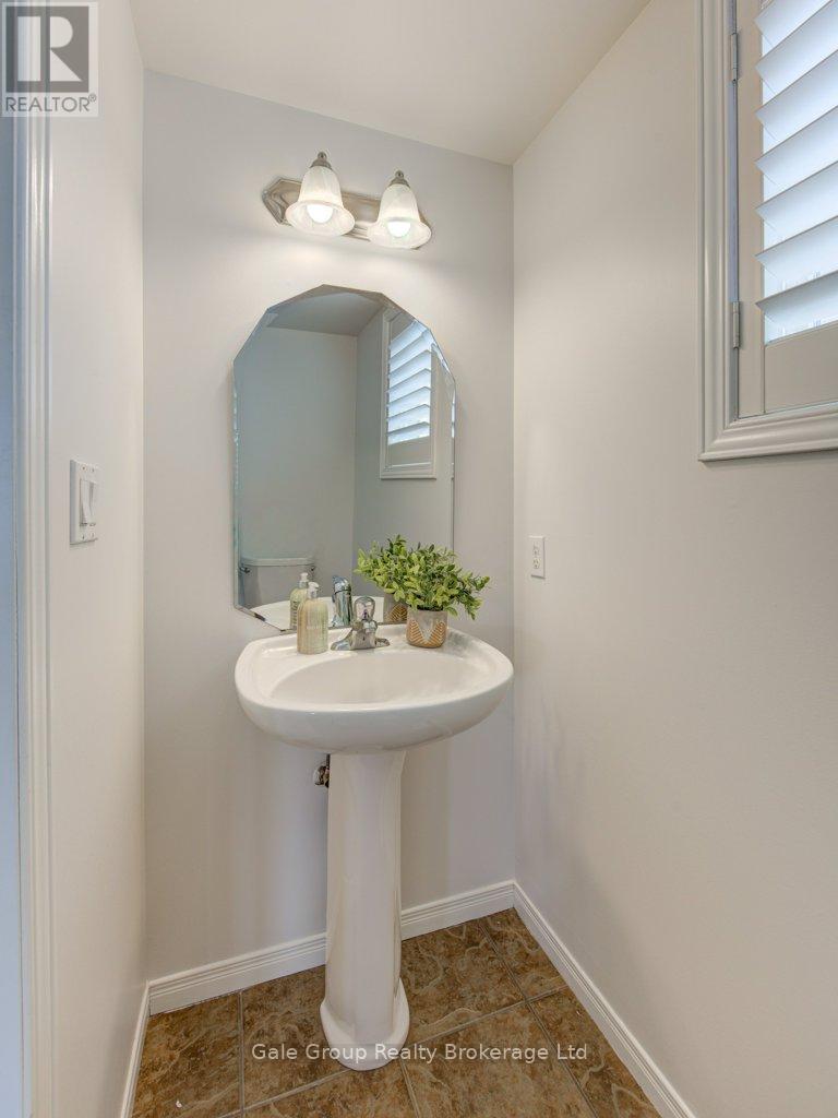 386 FAIRWAY ROAD - 10