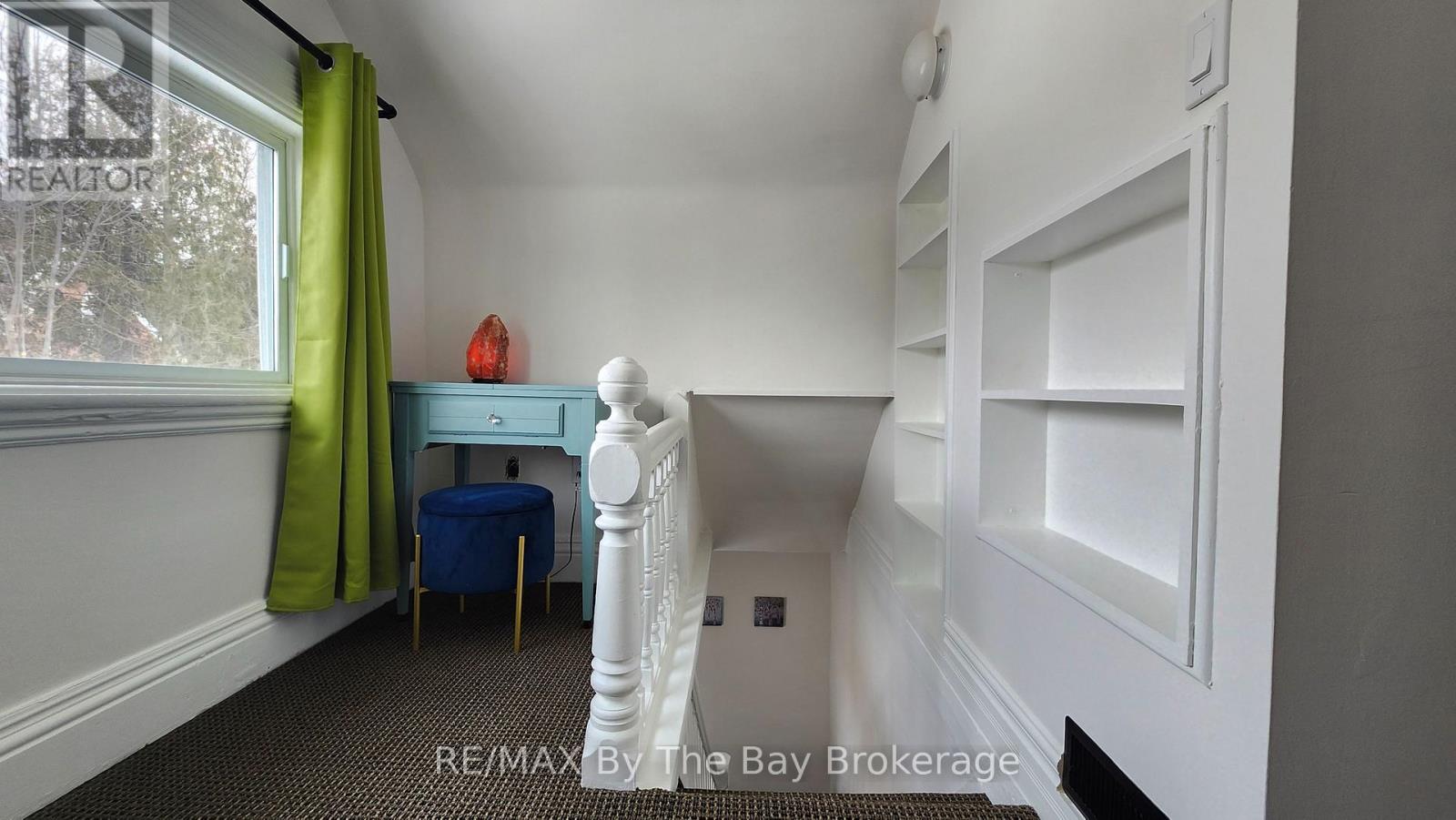 52 BERRY STREET - 18