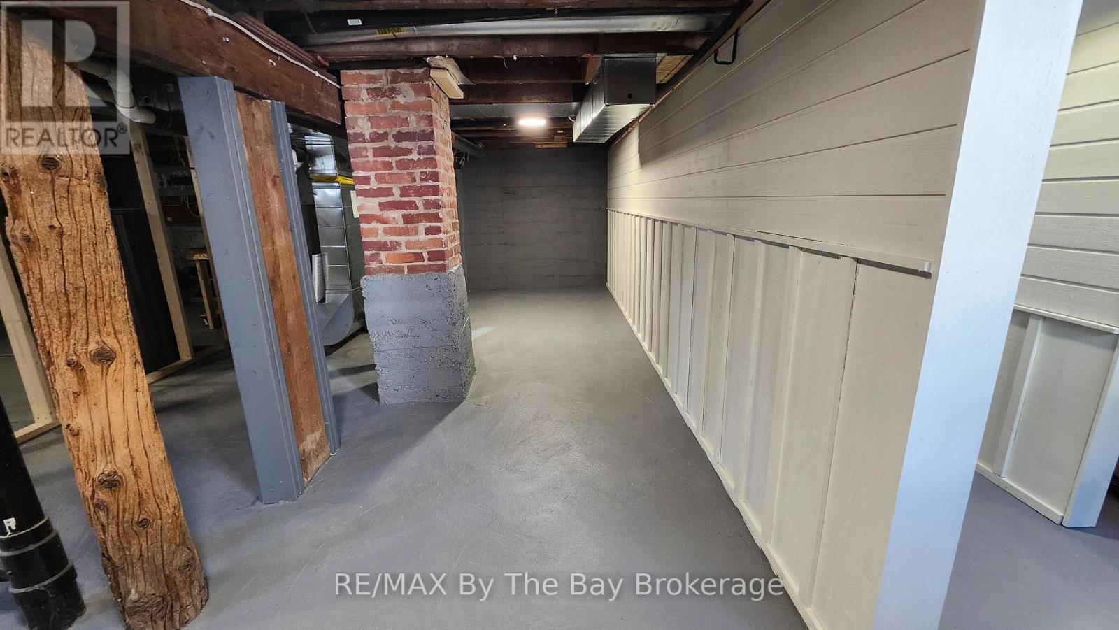 52 BERRY STREET - 26