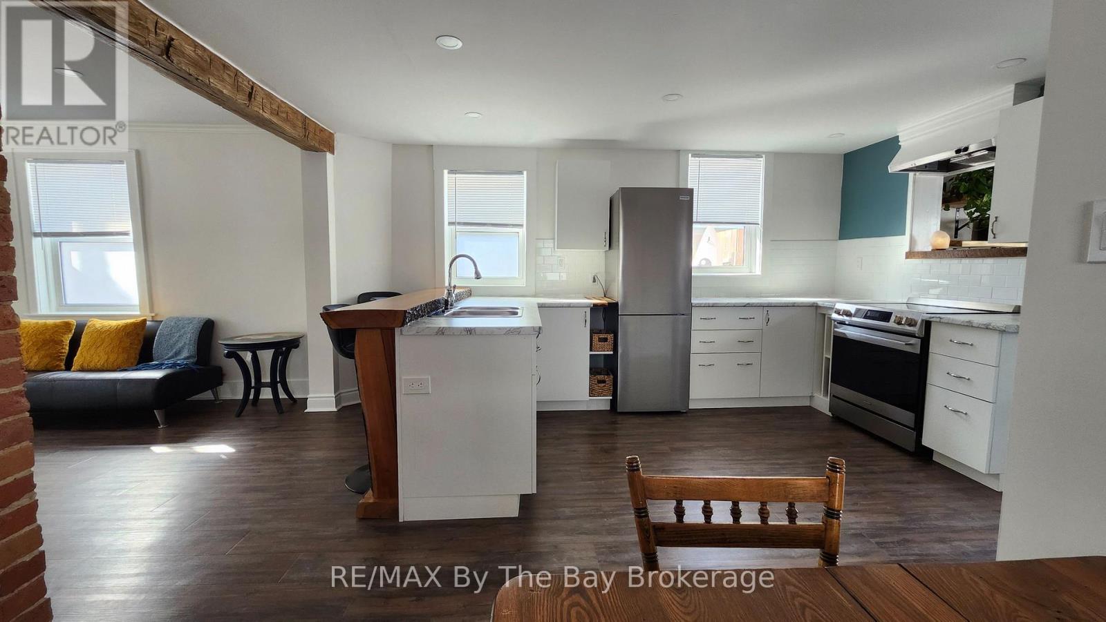 52 BERRY STREET - 22