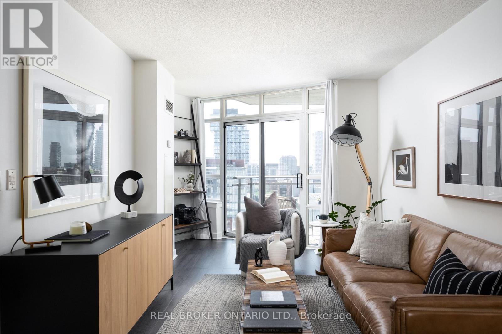 #1416 255 RICHMOND STREET E - 3
