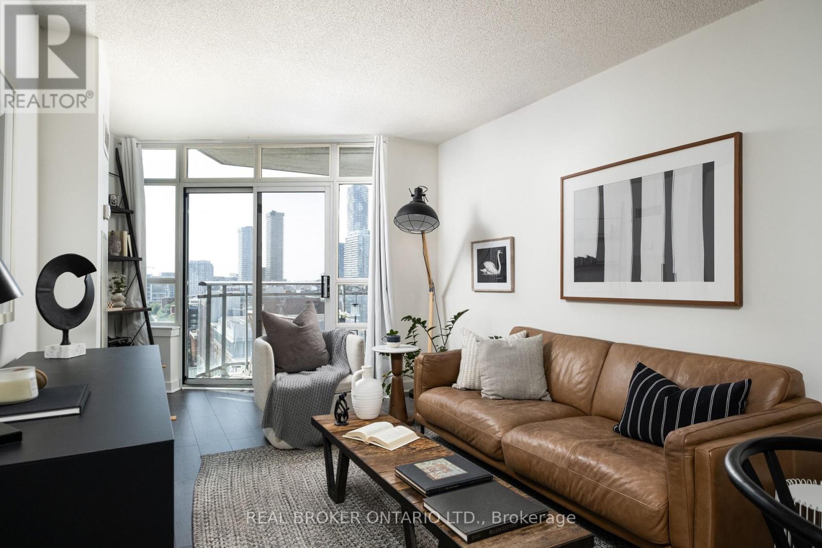 #1416 255 RICHMOND STREET E - 4