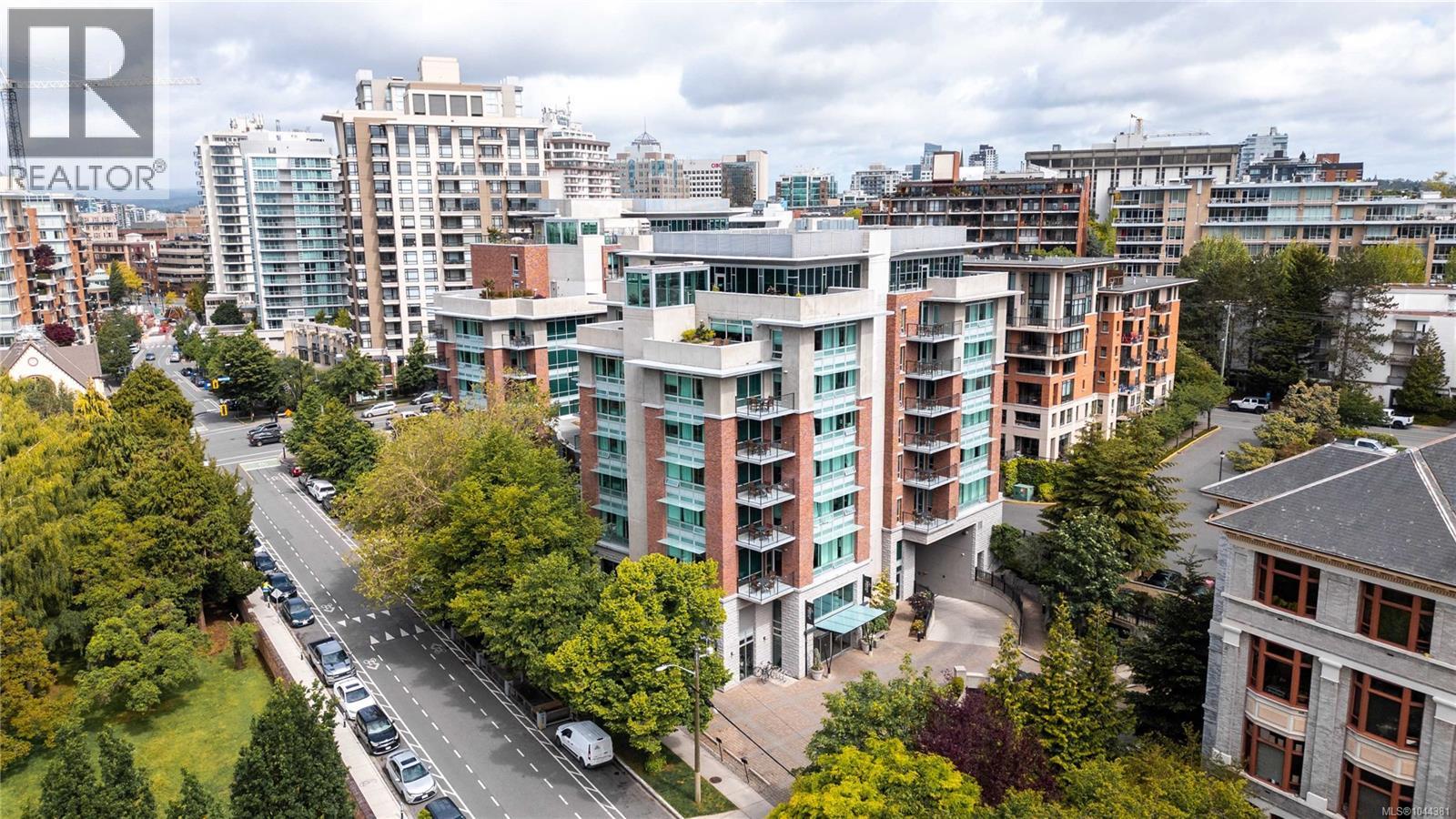 #A209 810 Humboldt St - 3
