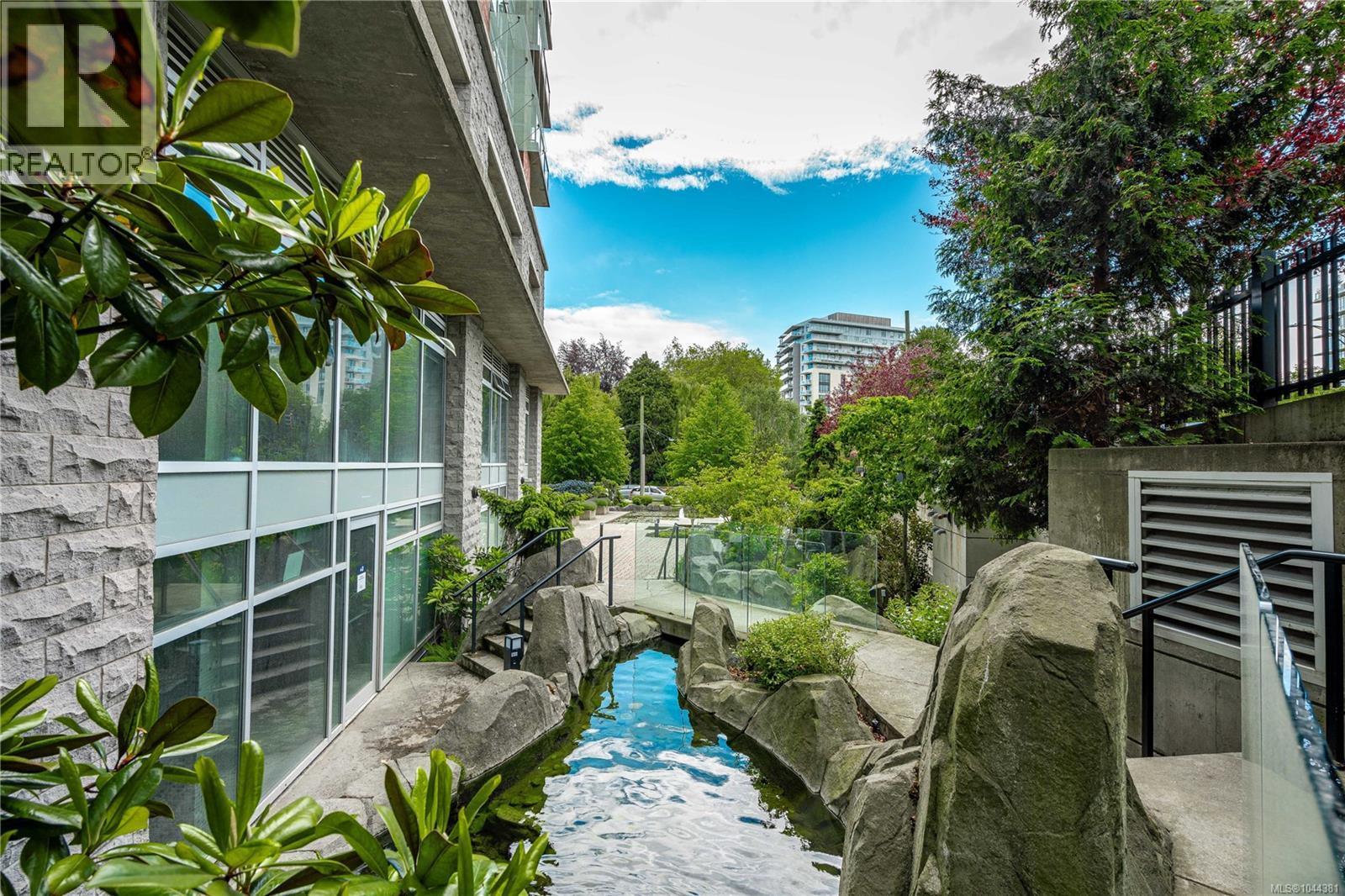 #A209 810 Humboldt St - 36